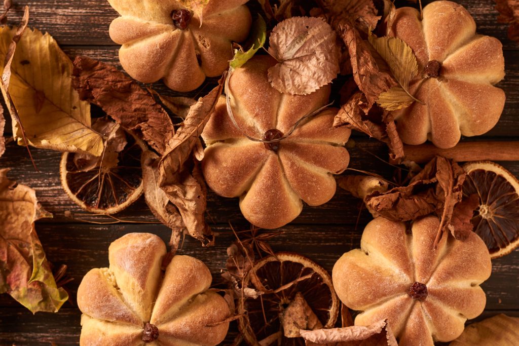 Homemade Cookies In Shape Of Pumpkin In Autumn Lea 2025 03 13 03 21 40 Utc 1 1024x683
