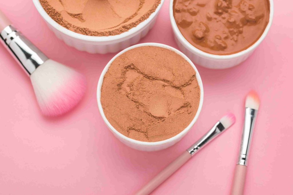 fine powder bowls with brushes (1)