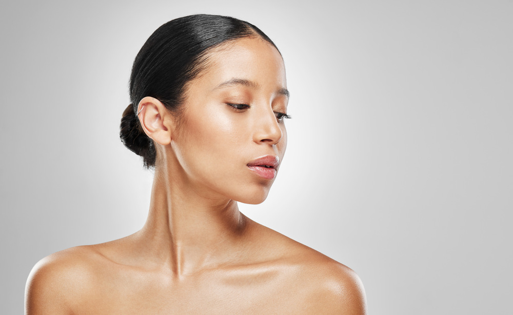 Studio Shot Of An Attractive Young Woman Posing Ag 2025 04 06 07 23 21 Utc 1